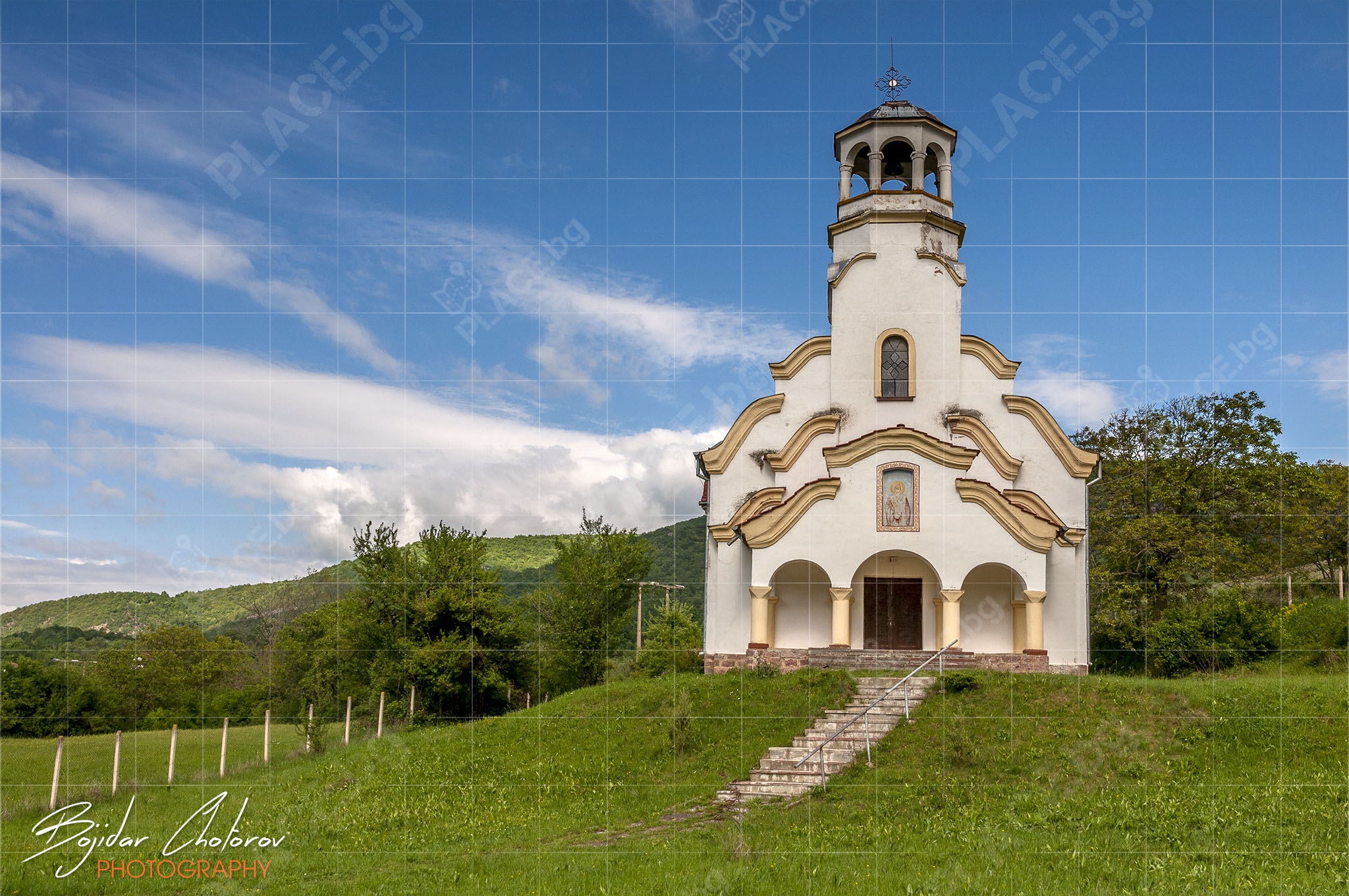 Църква Свети Николай в село Железна