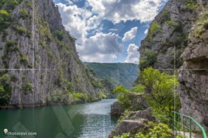 По пътеката през каньон Матка