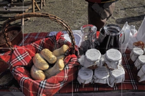 Фестивал на автентичната кухня "Кулинарен историк" - продажба на готова продукция