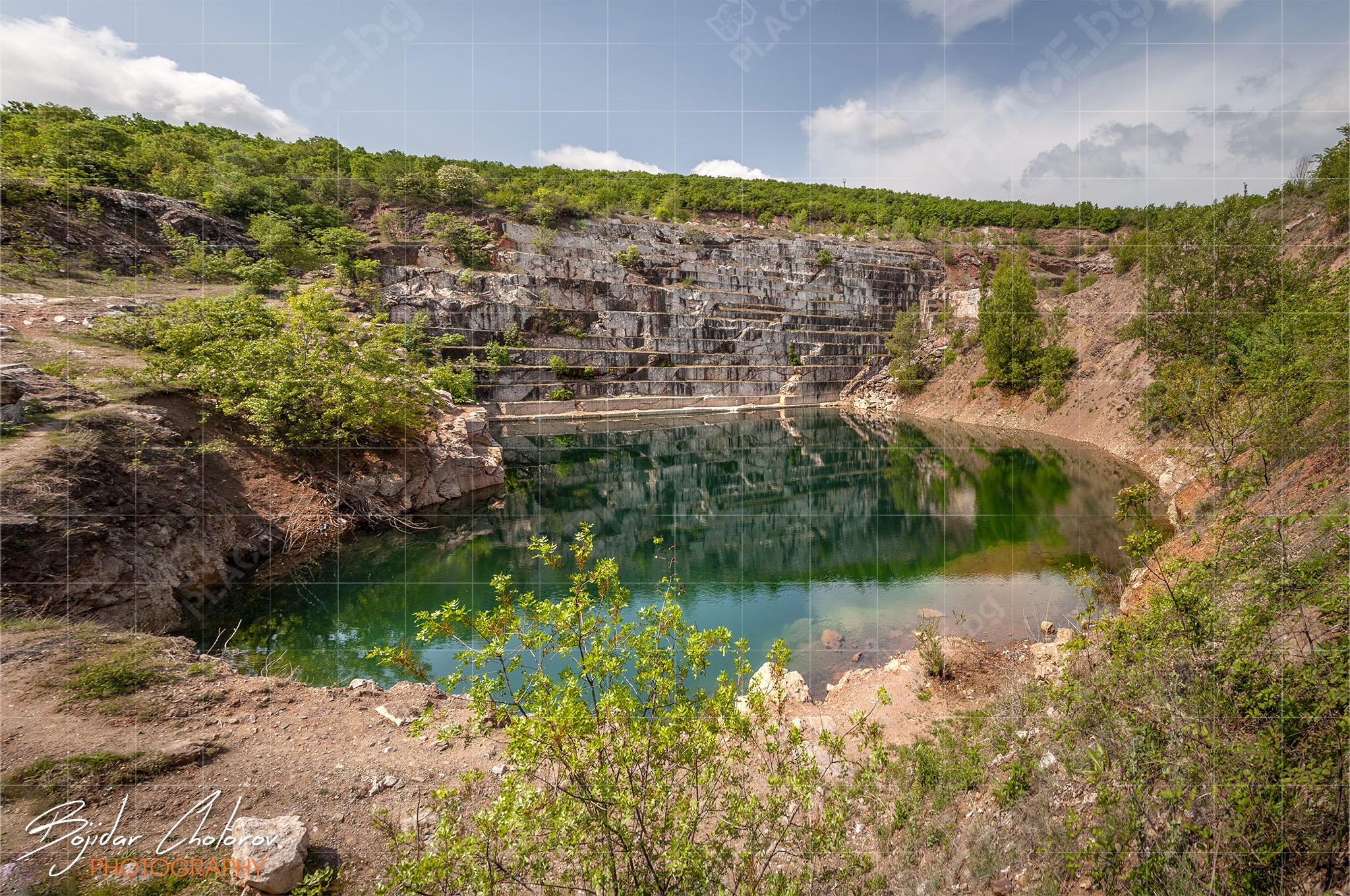 Мраморното езеро