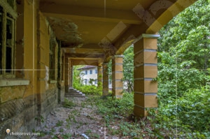 Изоставената Духовна семинария Черепиш