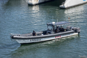 37th America's Cup - Barcelona - десетки лодки са ангажирани в логистиката на състезанието