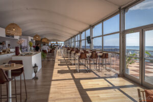 AC37 CLUB - официалната VIP зона на 37-th America's Cup