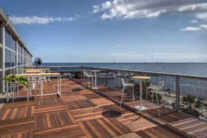 AC37 CLUB - официалната VIP зона на 37-th America's Cup