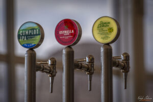 ESTRELLA DAMM - официалната бира на 37th America's Cup - Barcelona