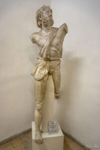 Археологически музей на Йордания - римска статуя