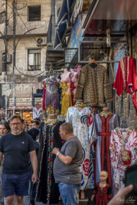 Търговска улица в Аман Downtown - сектор дрехи