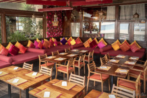 Уютно ресторантче на брега на Средиземно море