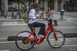 В Барселона са изключително популярни градските електрически велосипеди под наем