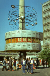 Световния часовник (World Clock) на Александерплац в Берлин - ФЕД-3