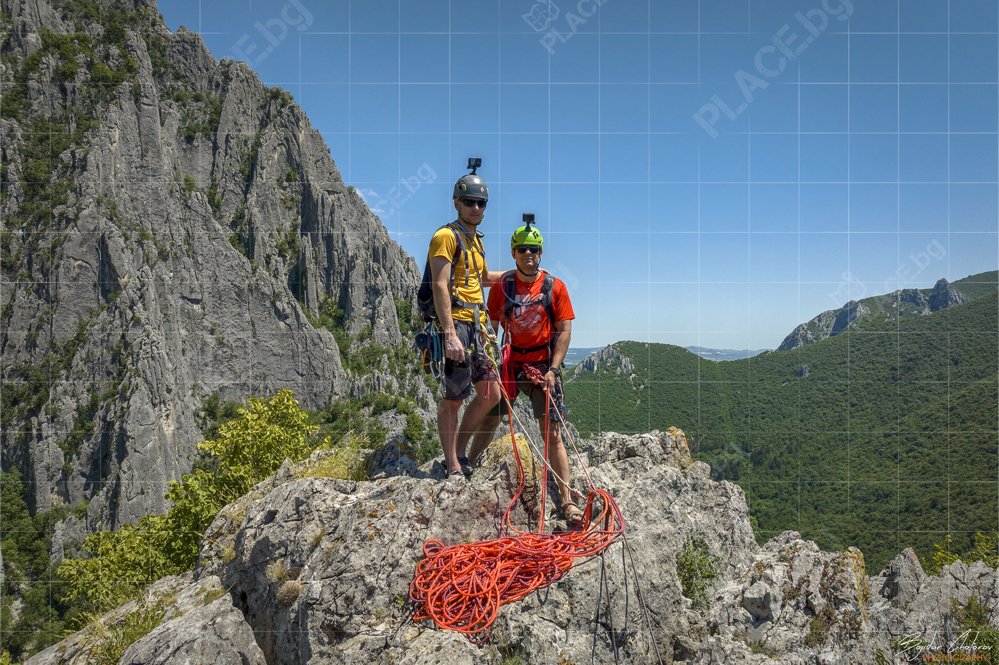 Катерачен тур "Безенги", Проход "Вратцата"
