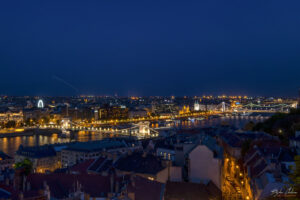 Нощна Будапеща