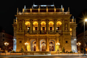 Нощна Будапеща - Националната опера