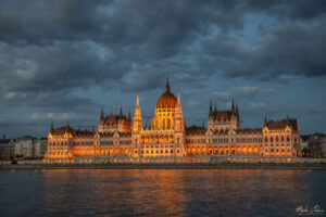 Нощна Будапеща - Унгарският парламент