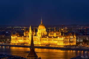 Нощна Будапеща - Унгарският парламент