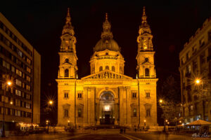 Нощна Будапеща - Базилика Свети Стефан
