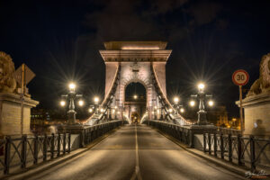 Нощна Будапеща - мост Сечени (Верижния мост)