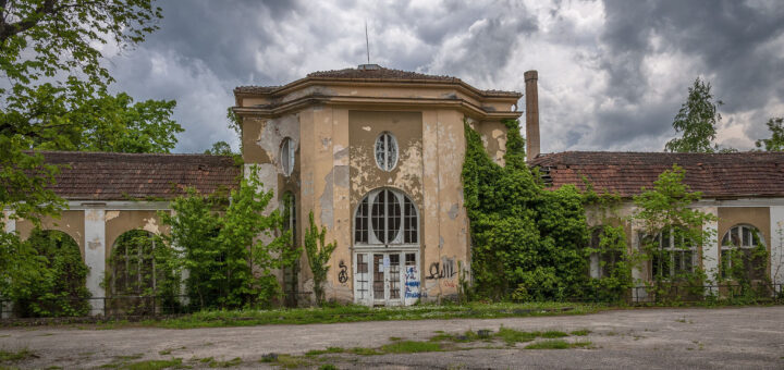 Царското казино във Вършец