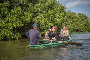 Фотографи на лов за фламинги и други водолюбиви птици - лагуна Guanaracoa