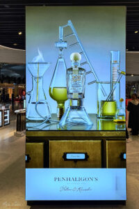 Реклама в Парфюмериен магазин в безмитната зона на летище Истанбул