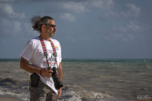 На брега на Карибско море размътено от снощтната буря