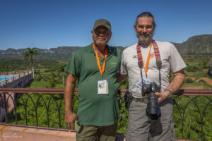 Снимка за спомен с нашия кубински водач - Алберто