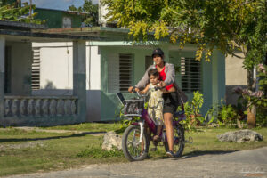 Залива на прасетата, Куба - град Playa Larga