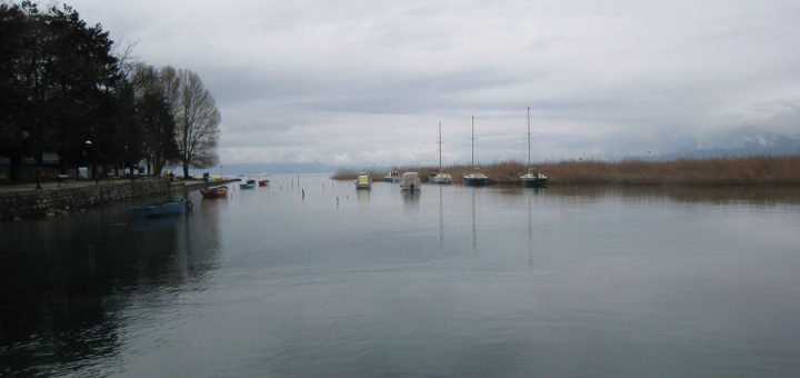 Охридското езеро при Струга