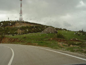 Струга &ndash; Дурес и множеството бункери край пътя