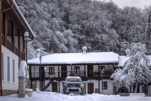 Етрополски манастир "Света Троица"
