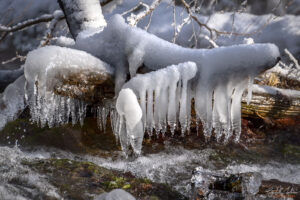 Етрополски водопад Варовитец