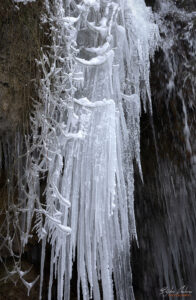 Етрополски водопад Варовитец