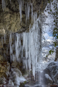 Етрополски водопад Варовитец
