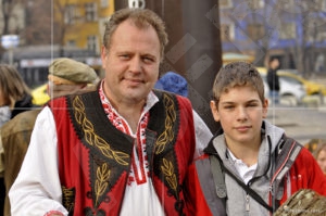 Големият Коледен Бъдник - Ангел и Мико