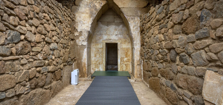 Тракийска гробница Хелвеция