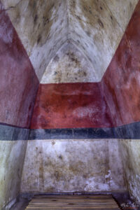 Погребалната камера на тракийската гробница "Крън-2"