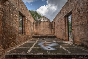 Изоставената църква Iglesia de Santa Ana, Тринидад