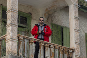 Една от изоставените вили в летовище Бяла черква