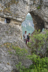 В Провъртеника край Карлуково