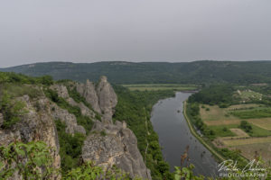 Гледка от пътеката към Провъртеника към река Искър