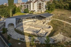 Археологически комплекс "Късноантичен мавзолей", Южен парк