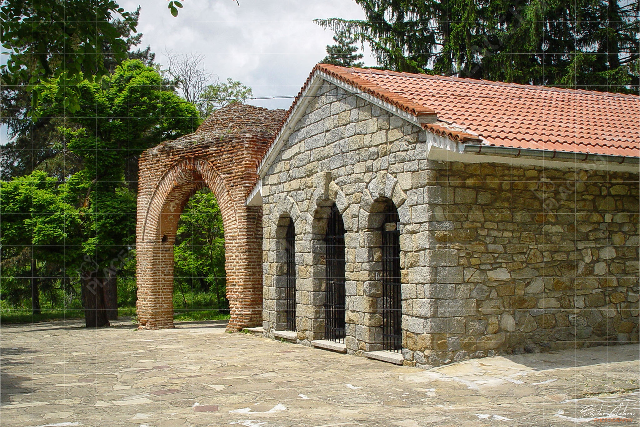 Казанлъшка тракийска гробница