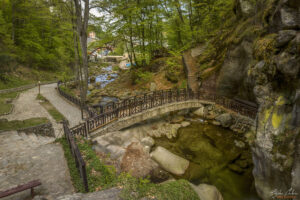 Пътеката от паркинга към Костенския водопад