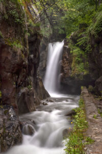 Костенски водопад в пълната му мощ