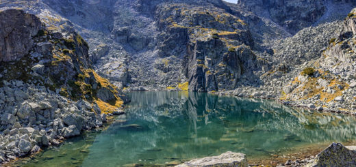 Страшното езеро