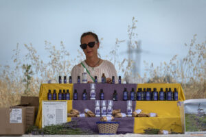 Част от продукцията и собственичката на Lavender World