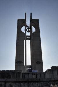 Монумент "Камбаните" по залез