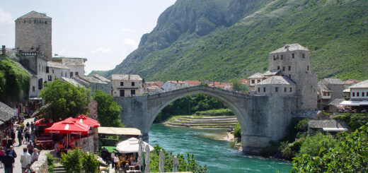 „Старият мост“ (Stari Most) в Мостар