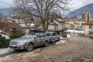 Паркинга при Музея на Родопския карст в Чепеларе
