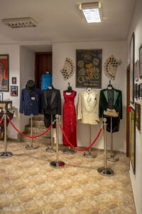 Музей на магията в Момчиловци - сценични костюми